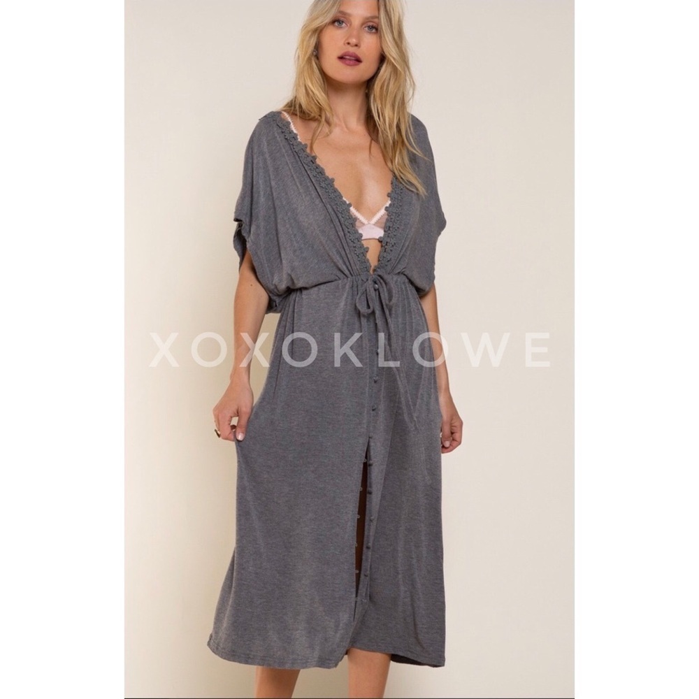 POL Gray Kimono Midi Dress | Button Down Tie Waist Lace Trim